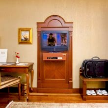 REGENCY SUITES SPA 80.jpg