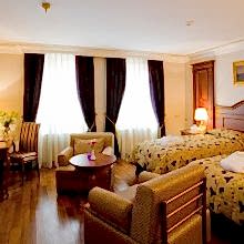 REGENCY SUITES SPA 47.jpg