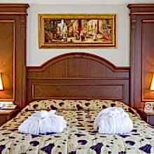 REGENCY SUITES SPA 13.jpg